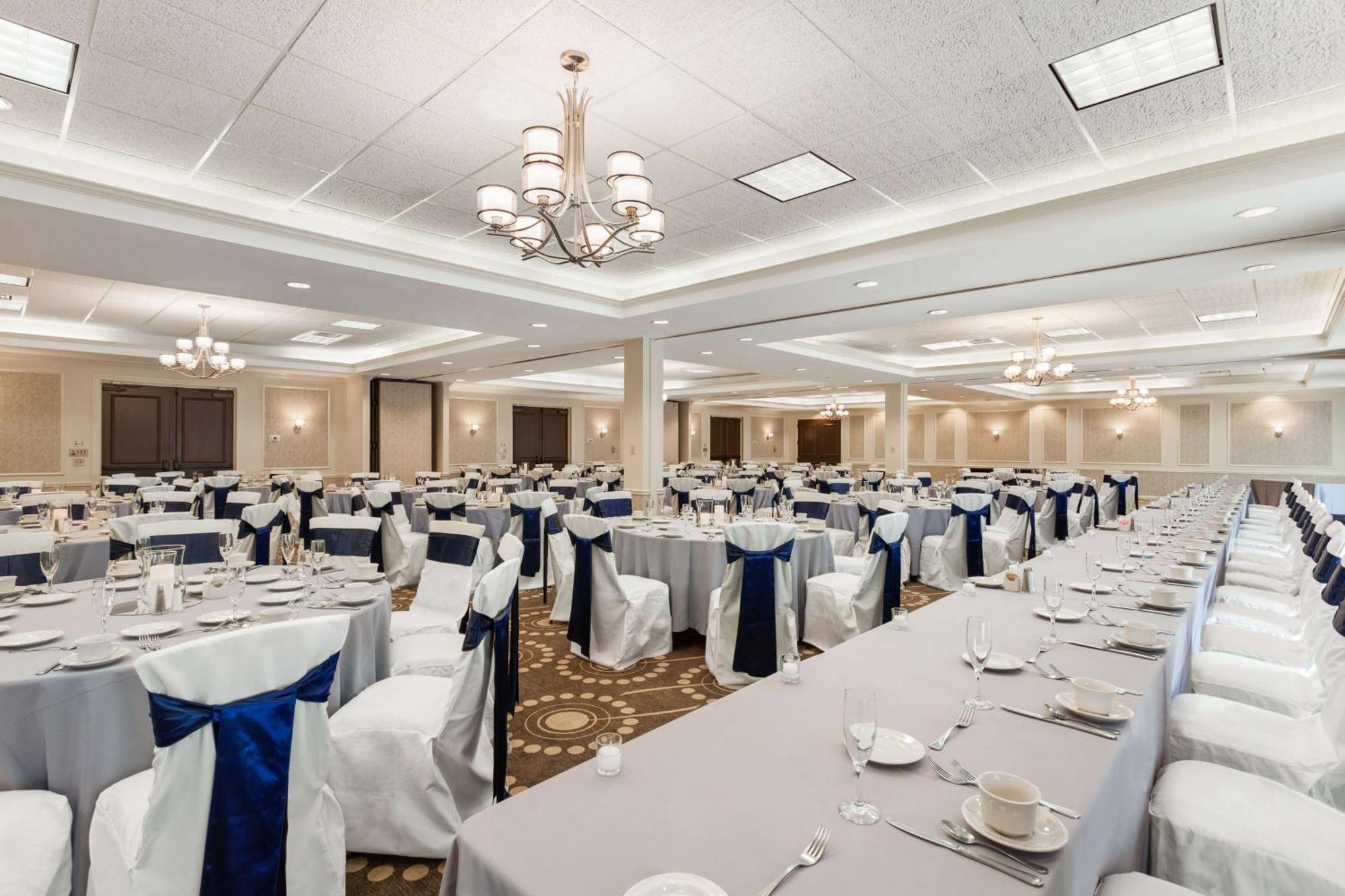 Hampton Inn Burlington - Colchester Екстериор снимка