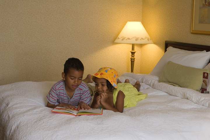 Hampton Inn Burlington - Colchester Екстериор снимка